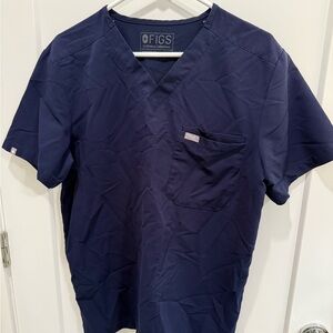 Men’s FIGS Scrub top
